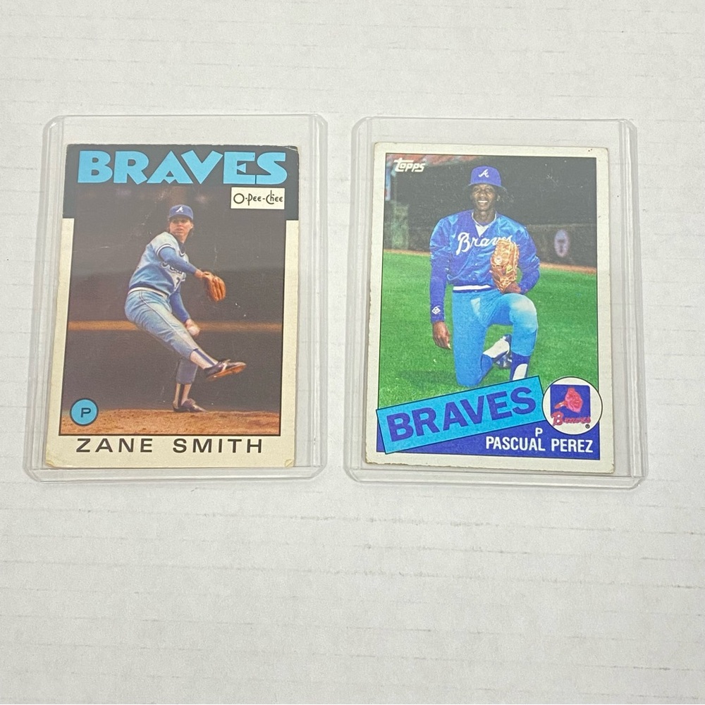 Braves Baseball Cards Lot of 2